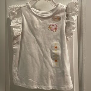 5 for $10🟢 Garanimals Toddler Tshirt. Heart Design. Ruffle Sleeve.Size 2T. NWT.